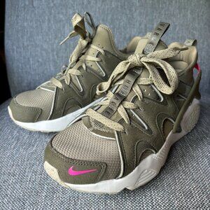 EUC Nike Air Huarache Craft Sneaker Women US 9M Olive/Sail/Hyper Pink Green Sage